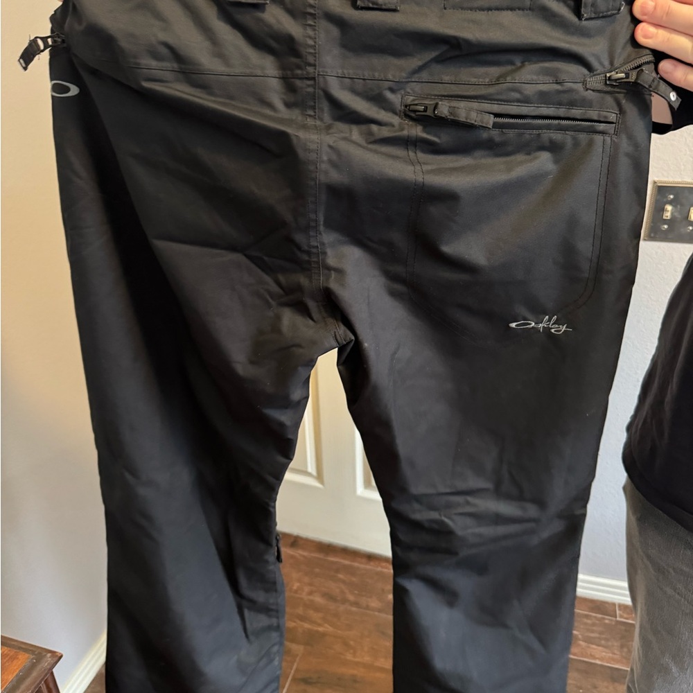Oakley Black Ski/Snowboard Pants - Picture 4 of 4